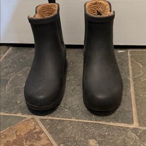 Chooka Tan Lined Ankle Boots